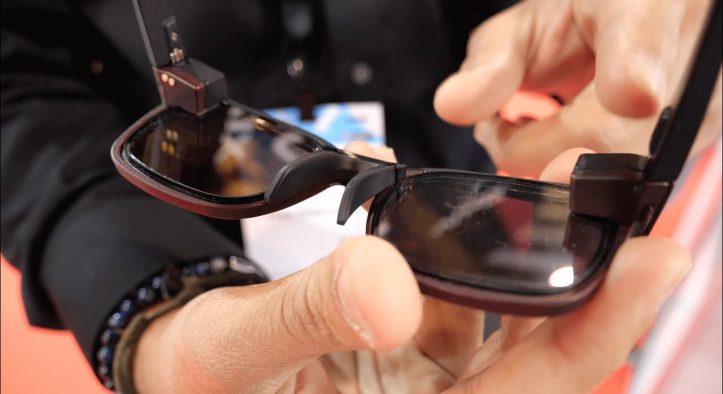 Revolusi AR Glasses: Kacamata Ringan untuk Gaming, Kerja, dan Interaksi Sosial