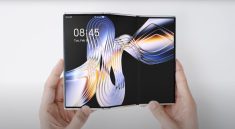 Tri Fold Smartphone dari Tecno