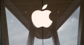 Kontrol Tampilan: iOS 26.1 Liquid Glass Kini Bisa Dibuat Lebih Solid, Ini Caranya