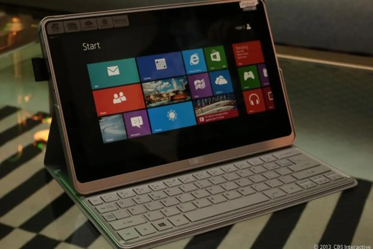 Aspire P3 Hybrid Ultrabook